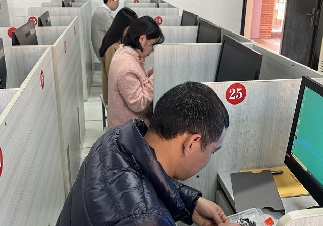 &#24320;&#20113;&#25163;&#26426;&#31449;&#20837;&#21475;&#45;&#24320;&#20113;&#40;&#20013;&#22269;&#41;